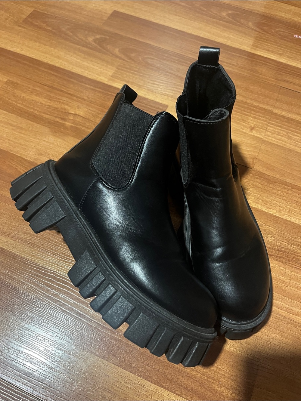 Black Chunky Platform Chelsea Boots - Women